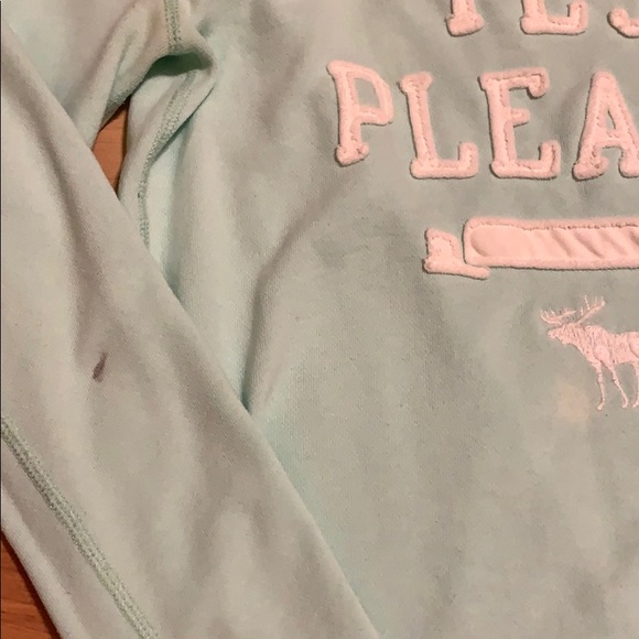 Sweater - Picture 2 of 3